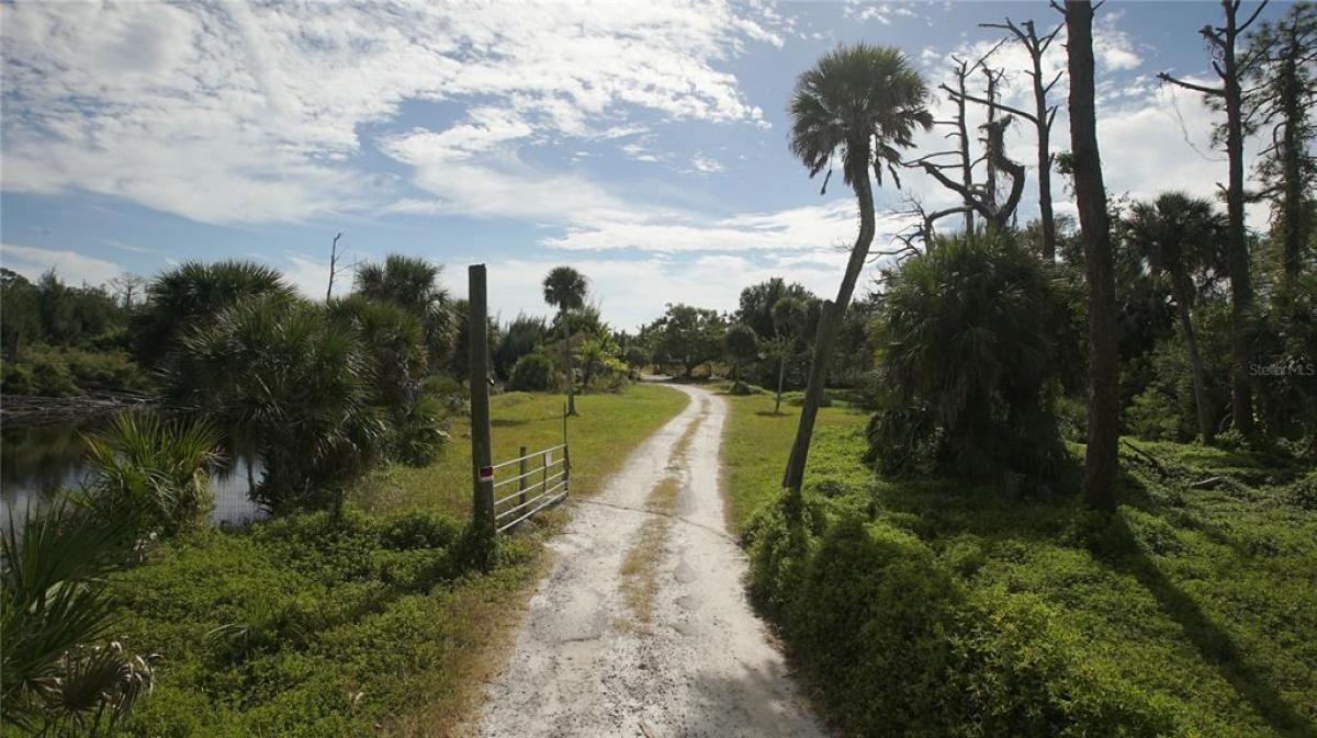 Picture of Raw Land For Sale in Englewood, Florida, United States