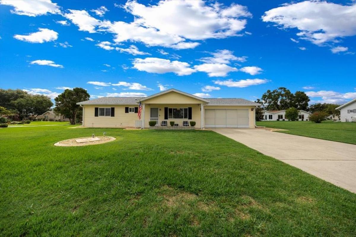Picture of Home For Sale in Summerfield, Florida, United States