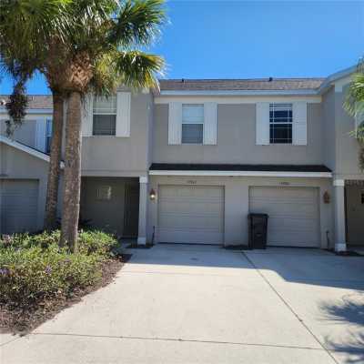Home For Sale in Lakewood Ranch, Florida