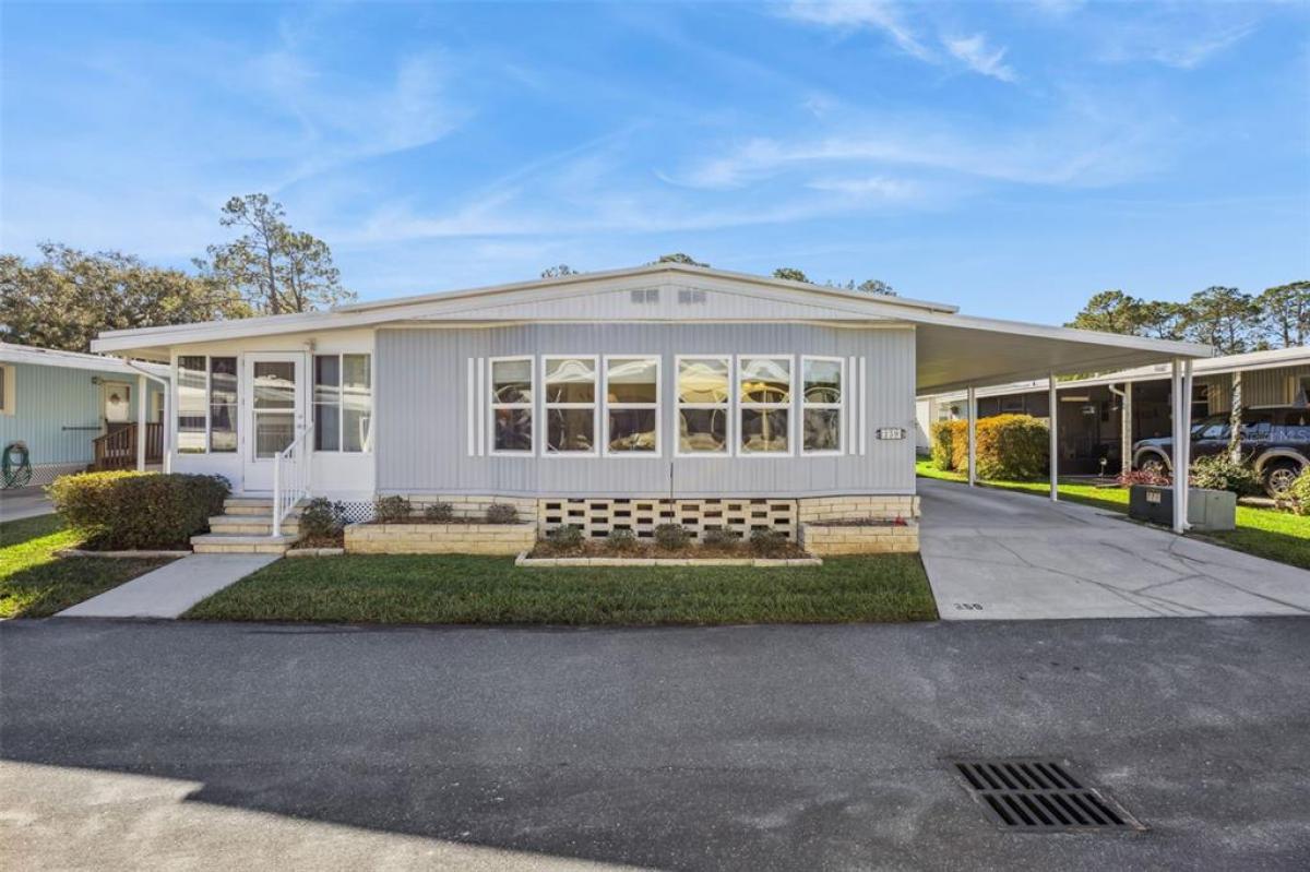 Picture of Mobile Home For Sale in Eustis, Florida, United States