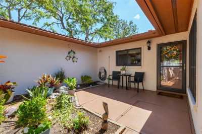 Home For Sale in Bradenton, Florida