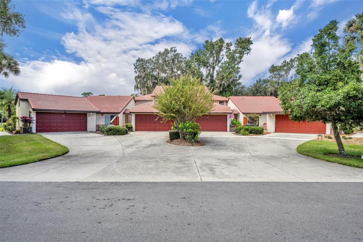 Picture of Home For Sale in Yalaha, Florida, United States