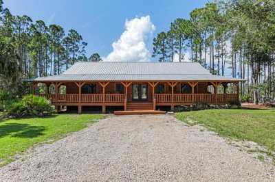 Home For Sale in Steinhatchee, Florida