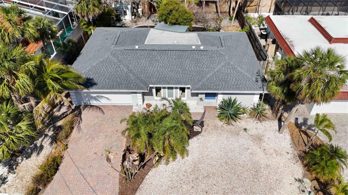 Picture of Home For Sale in Sarasota, Florida, United States