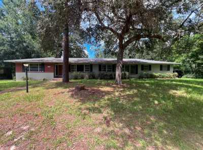 Home For Rent in Gainesville, Florida