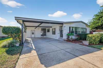 Mobile Home For Sale in Tavares, Florida