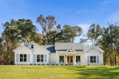 Home For Sale in Alachua, Florida