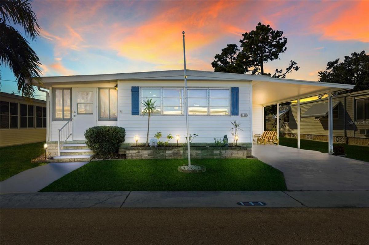 Picture of Mobile Home For Sale in Palmetto, Florida, United States