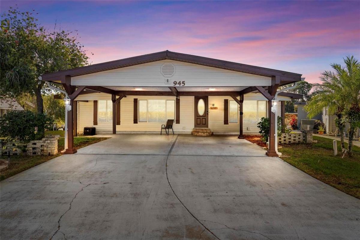 Picture of Mobile Home For Sale in Tavares, Florida, United States