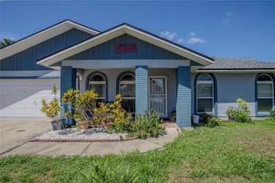 Home For Sale in Deltona, Florida