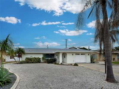 Home For Sale in Venice, Florida