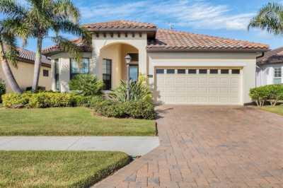 Home For Sale in Venice, Florida