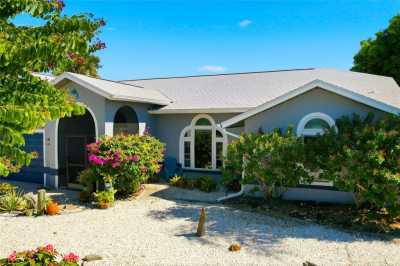 Home For Sale in Englewood, Florida