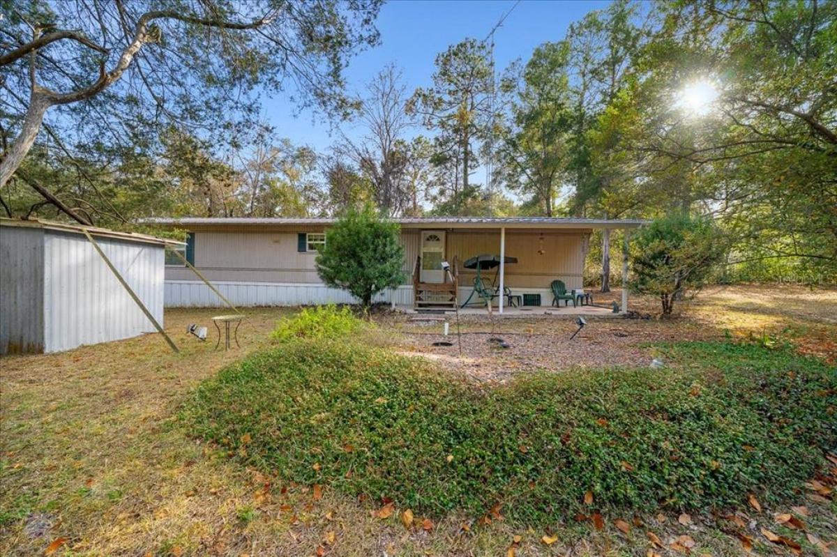 Picture of Mobile Home For Sale in Salt Springs, Florida, United States