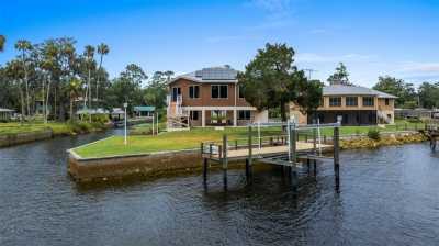 Home For Sale in Yankeetown, Florida