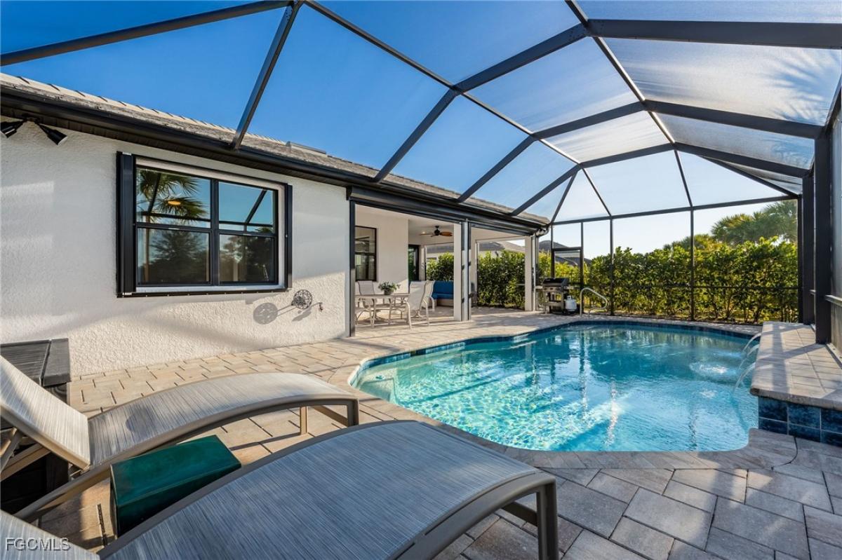 Picture of Home For Sale in Alva, Florida, United States