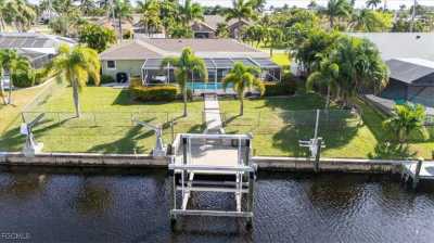 Home For Sale in Cape Coral, Florida