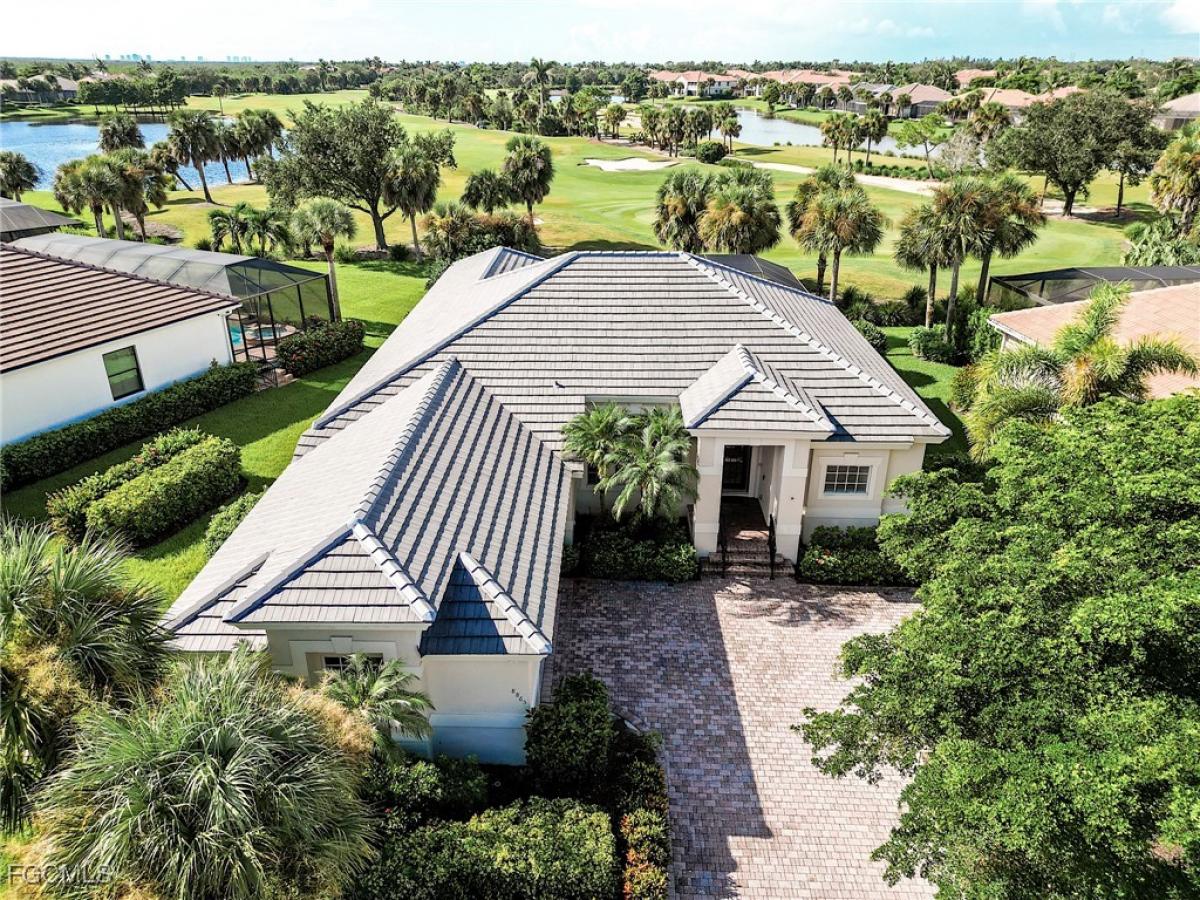 Picture of Home For Sale in Fort Myers, Florida, United States