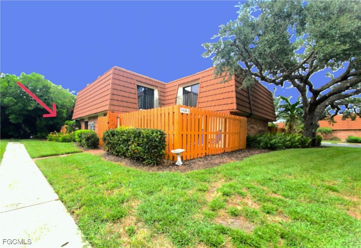 Picture of Home For Sale in Fort Myers, Florida, United States