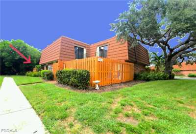 Home For Sale in Fort Myers, Florida