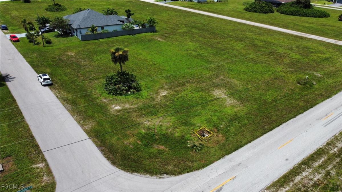 Picture of Raw Land For Sale in Cape Coral, Florida, United States