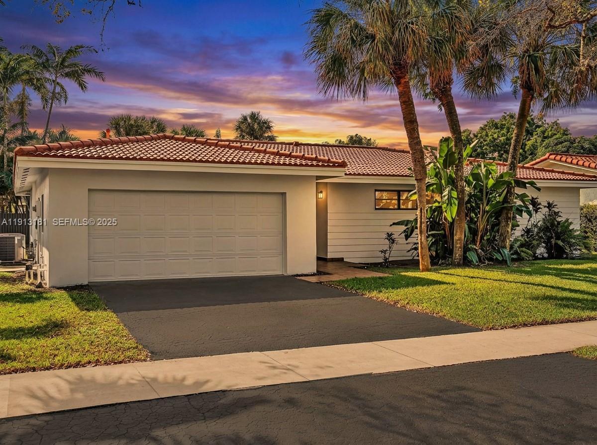 Picture of Home For Sale in Miami Lakes, Florida, United States