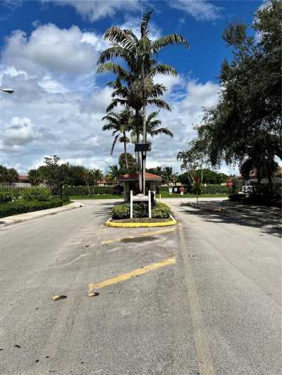 Condo For Rent in Coral Springs, Florida