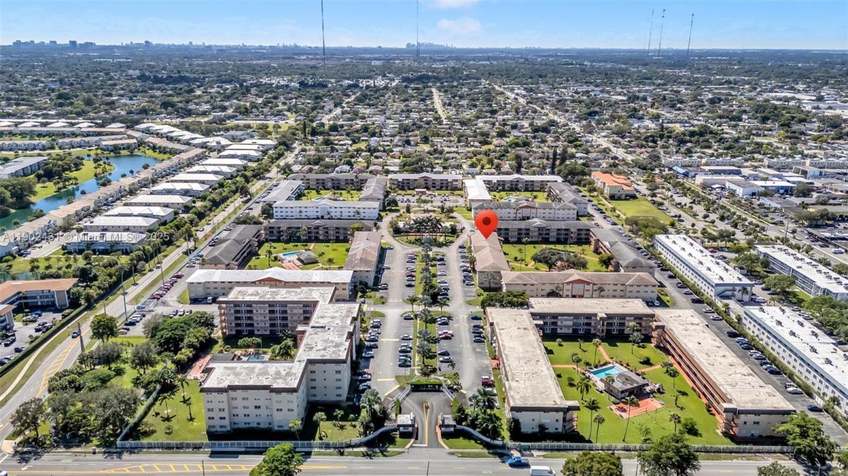 Picture of Condo For Sale in Hollywood, Florida, United States