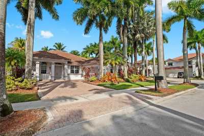Home For Rent in Weston, Florida