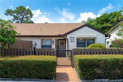 Home For Sale in Palm City, Florida