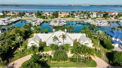 Home For Sale in Stuart, Florida