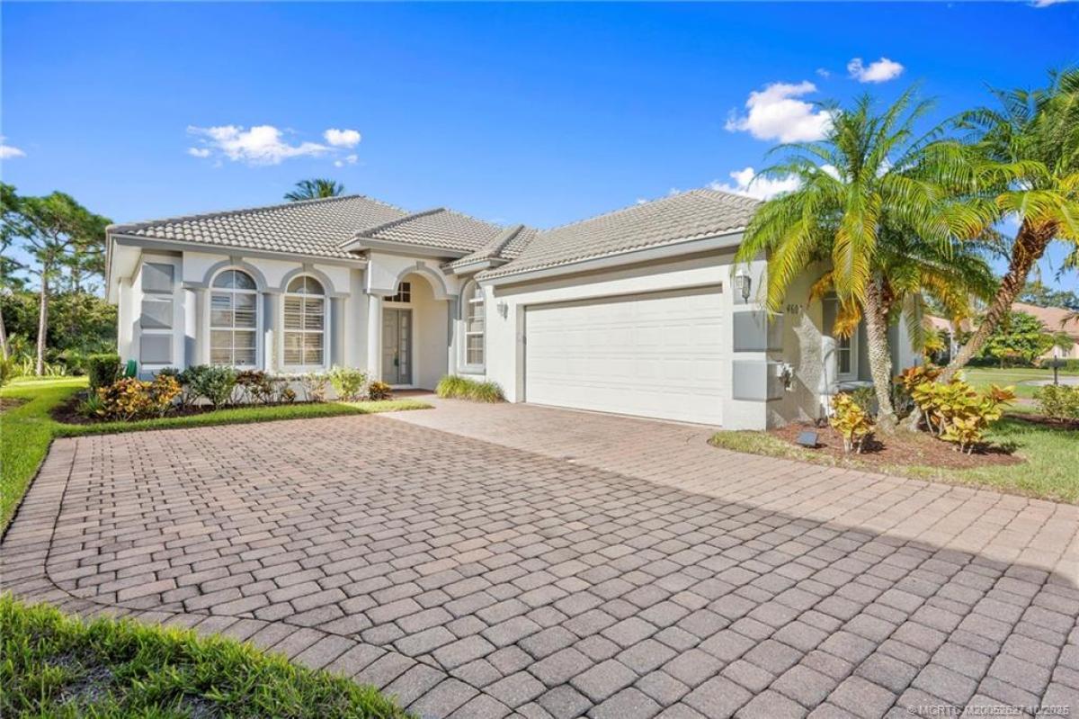 Picture of Home For Sale in Jensen Beach, Florida, United States