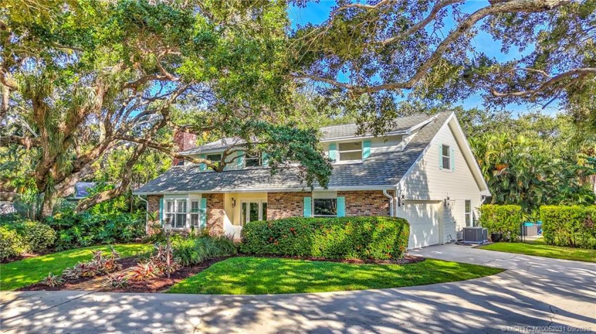 Picture of Home For Sale in Sewalls Point, Florida, United States