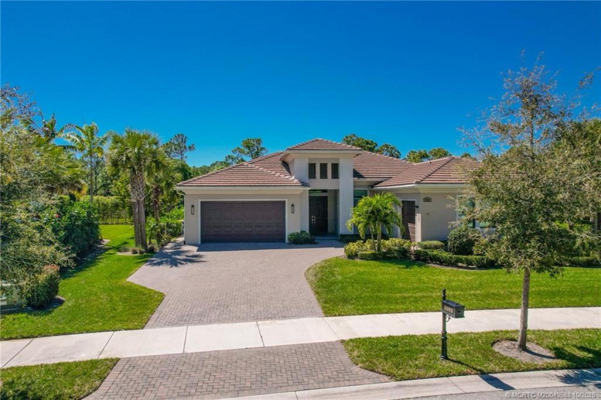 Picture of Home For Sale in Palm City, Florida, United States