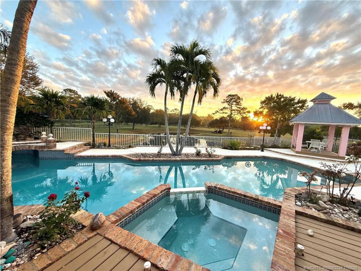 Picture of Home For Sale in Palm City, Florida, United States