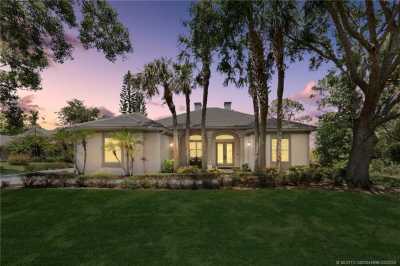 Home For Sale in Palm City, Florida