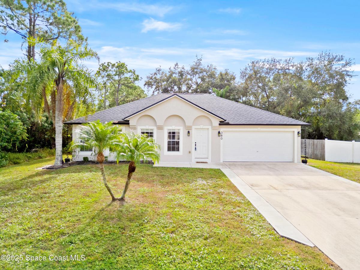 Picture of Home For Sale in Palm Bay, Florida, United States