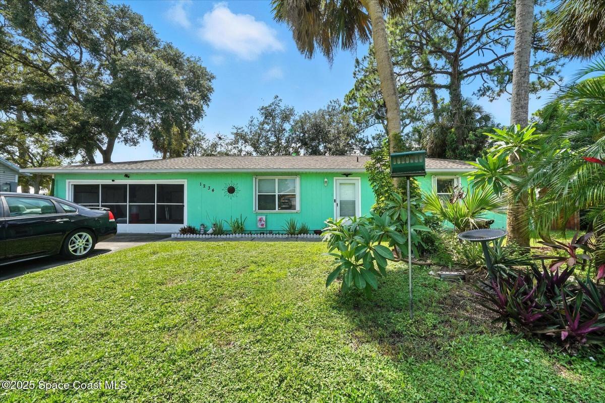 Picture of Home For Sale in Palm Bay, Florida, United States