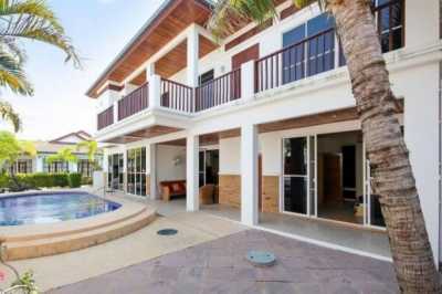 Villa For Sale in Prachuabkirikhan, Thailand