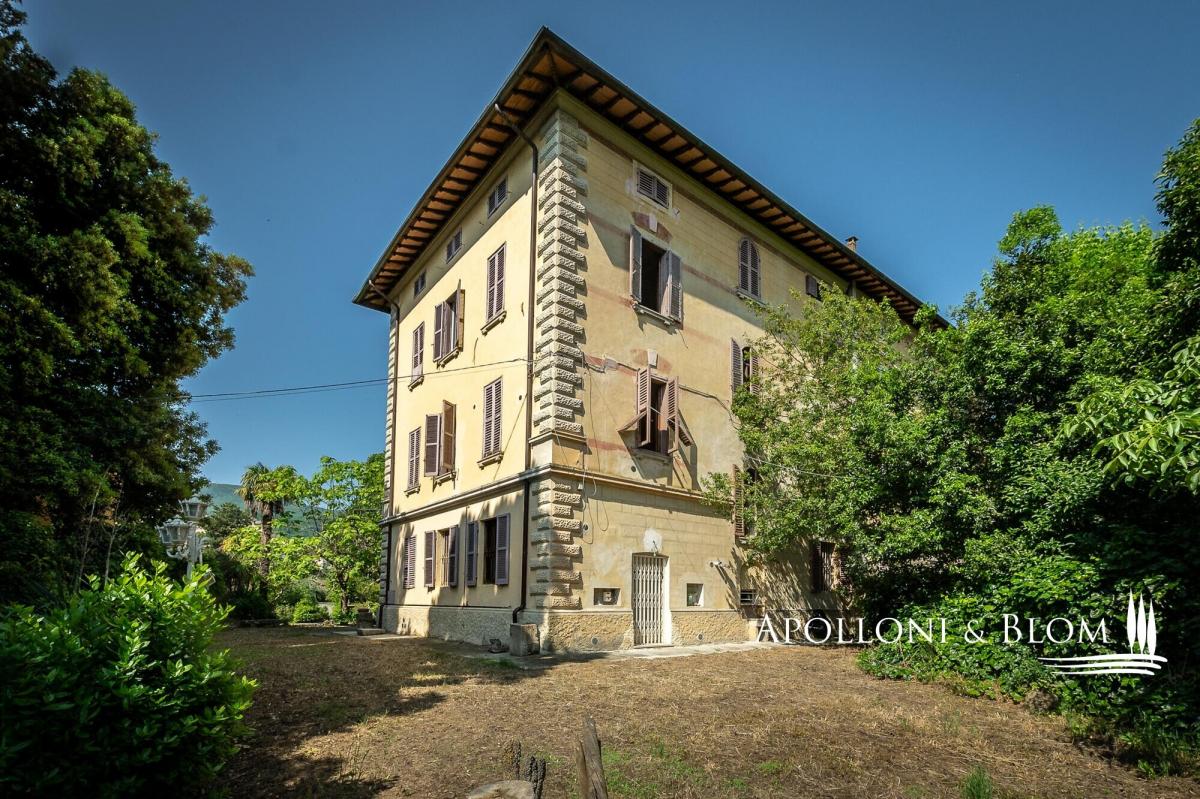 Picture of Villa For Sale in Cetona, Tuscany, Italy