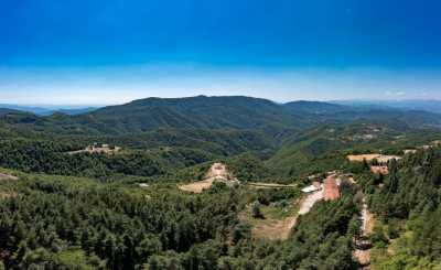 Villa For Sale in Borgo San Lorenzo, Italy