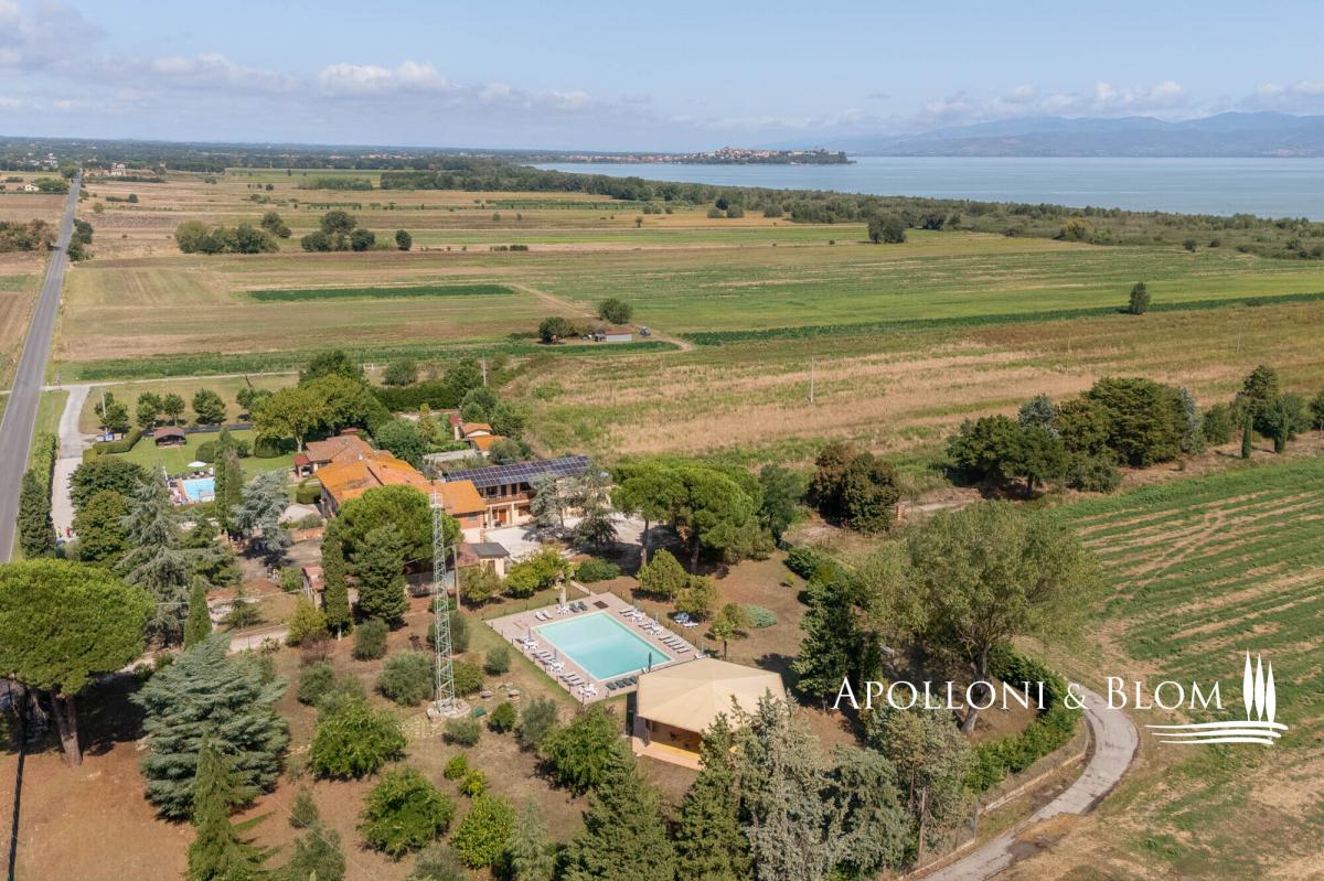 Picture of Villa For Sale in Castiglione Del Lago, Umbria, Italy