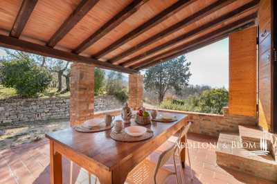 Home For Sale in Paciano, Italy