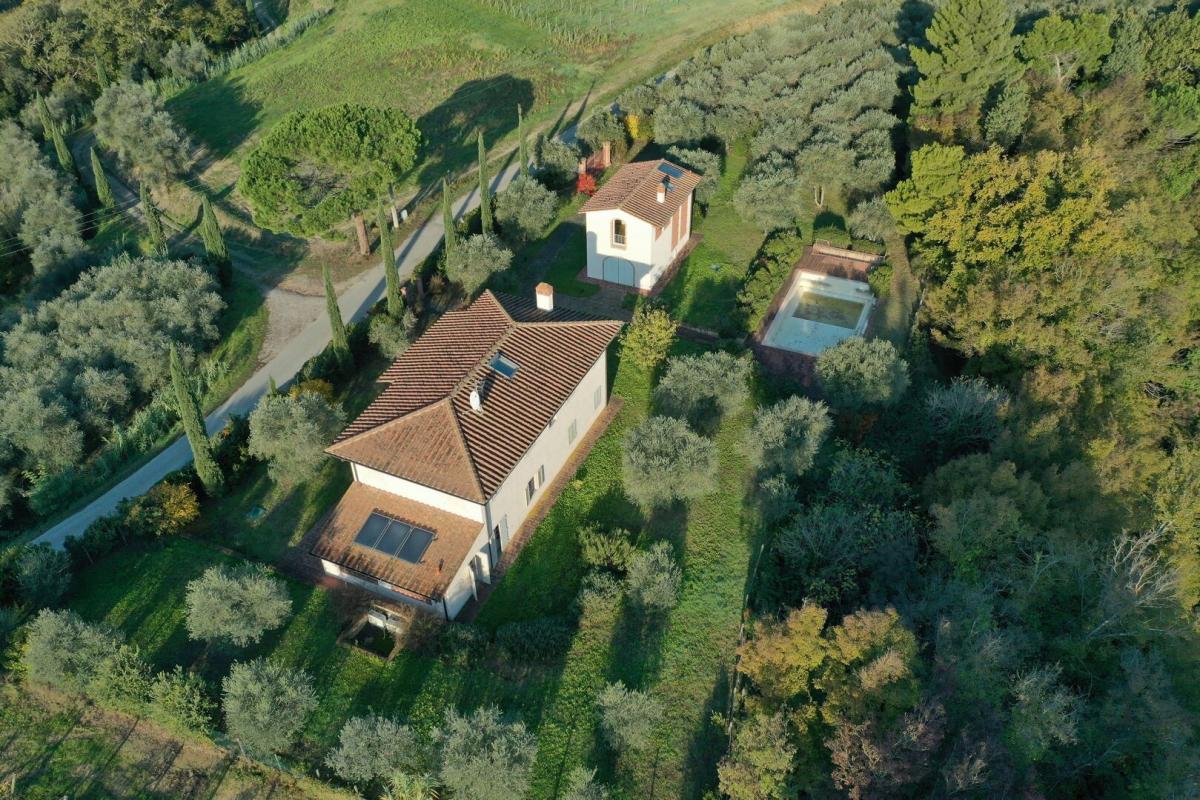 Picture of Villa For Sale in Palaia, Tuscany, Italy