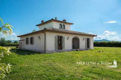 Villa For Sale in Cortona, Italy