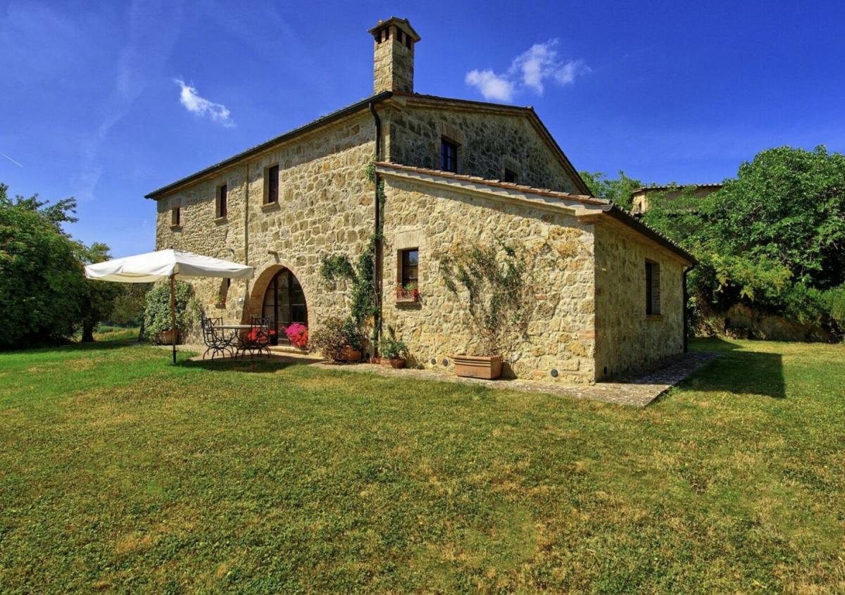Picture of Home For Sale in Sarteano, Tuscany, Italy