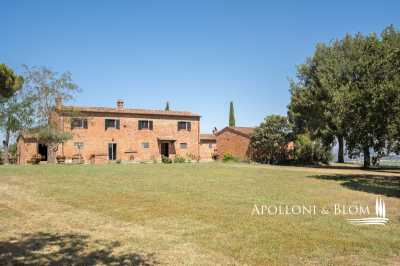 Home For Sale in Cortona, Italy
