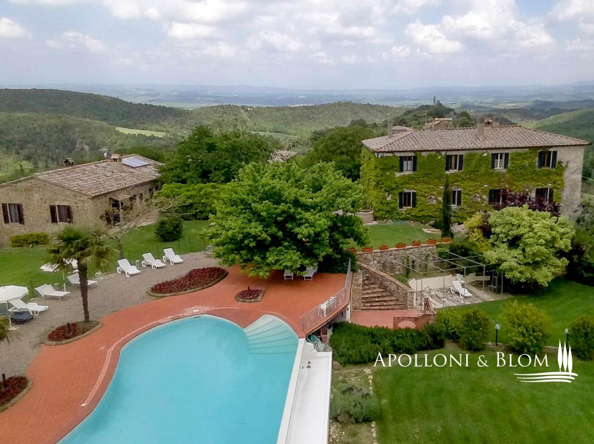 Picture of Villa For Sale in Murlo, Tuscany, Italy