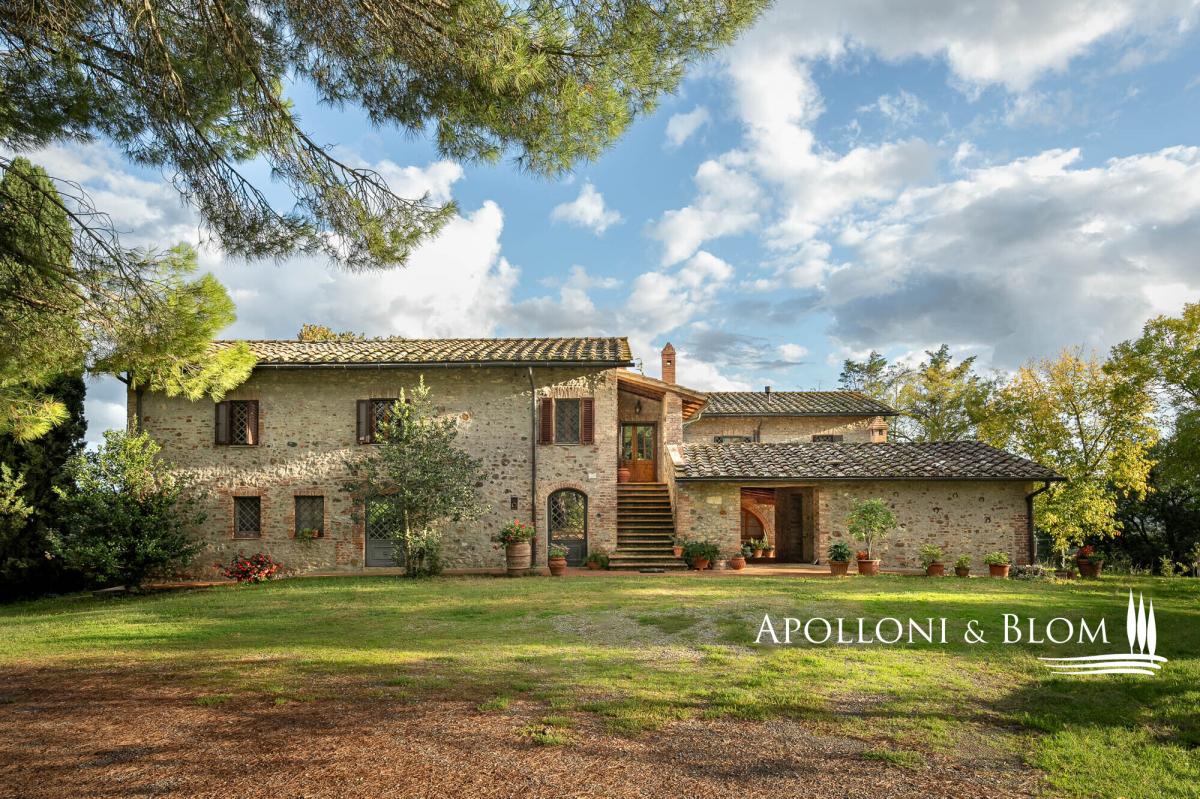 Picture of Home For Sale in Murlo, Tuscany, Italy