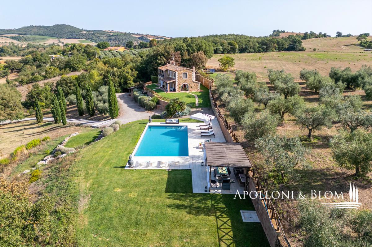 Picture of Villa For Sale in Magliano In Toscana, Tuscany, Italy